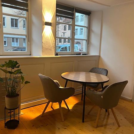 Altbau Charme In Der Nuernberger Innenstadt ภายนอก รูปภาพ